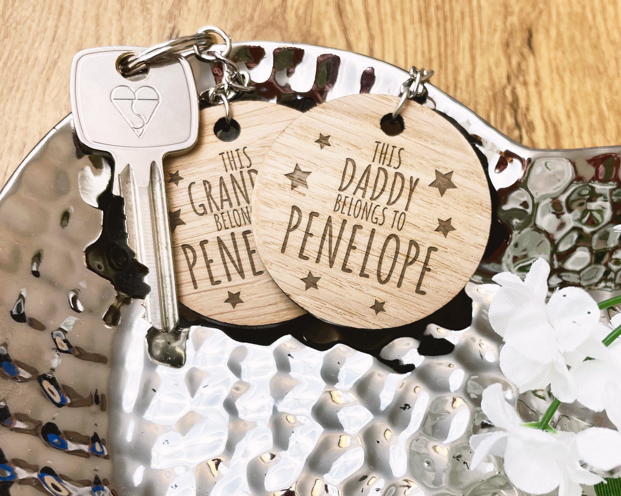 Personalised This Daddy Belongs To Keyring - Father's Day Gift - Daddy Gift - Dad Keyring - Grandad Keyring