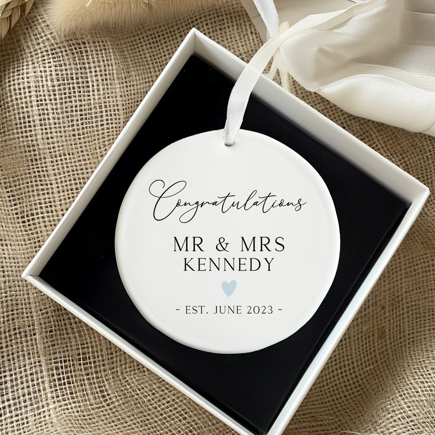 Personalised Wedding Gift - Wedding Present For Couple - Wedding Day Keepsake Plaque - Ceramic Ornament - Mr And Mrs Gift